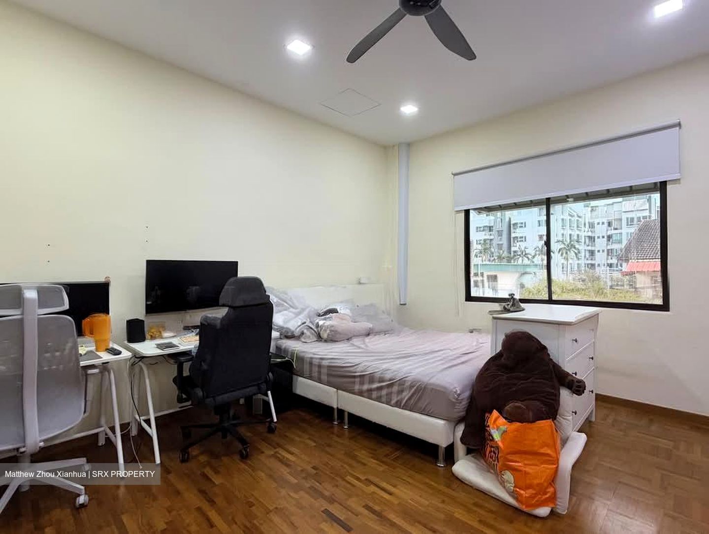 Changi Road (D14), Shop House #608703031